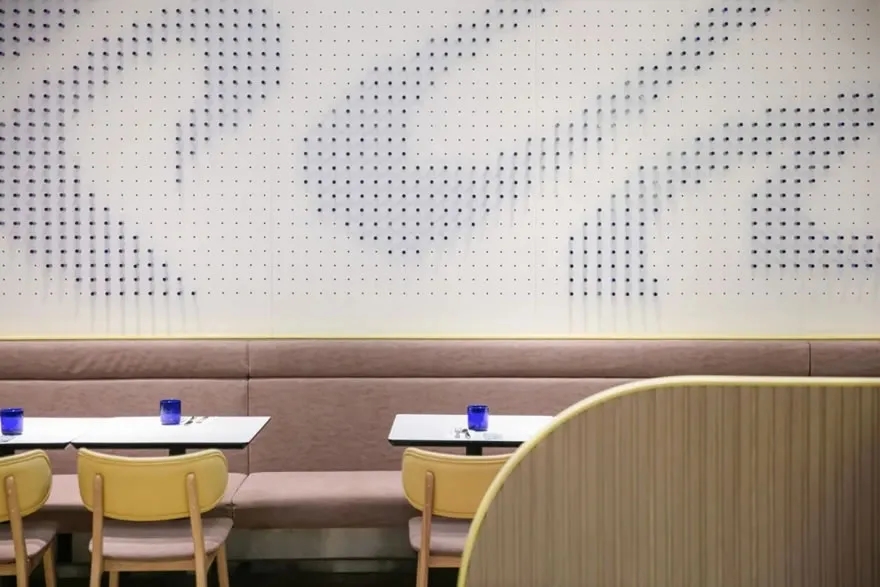 上海连锁披萨餐厅墙面设计