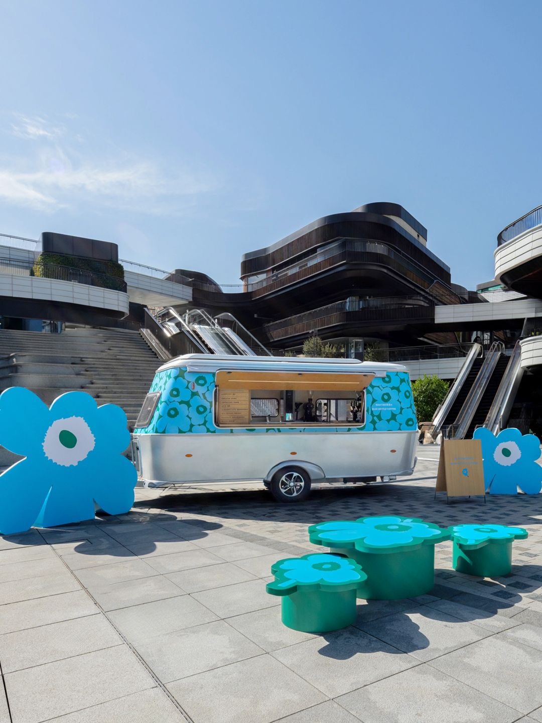 深圳餐饮空间设计,blue,深圳茶饮设计,深圳餐饮策划设计,深圳餐饮vi设计 深圳餐饮空间设计,blue,深圳茶饮设计,深圳餐饮策划设计,深圳餐饮vi设计