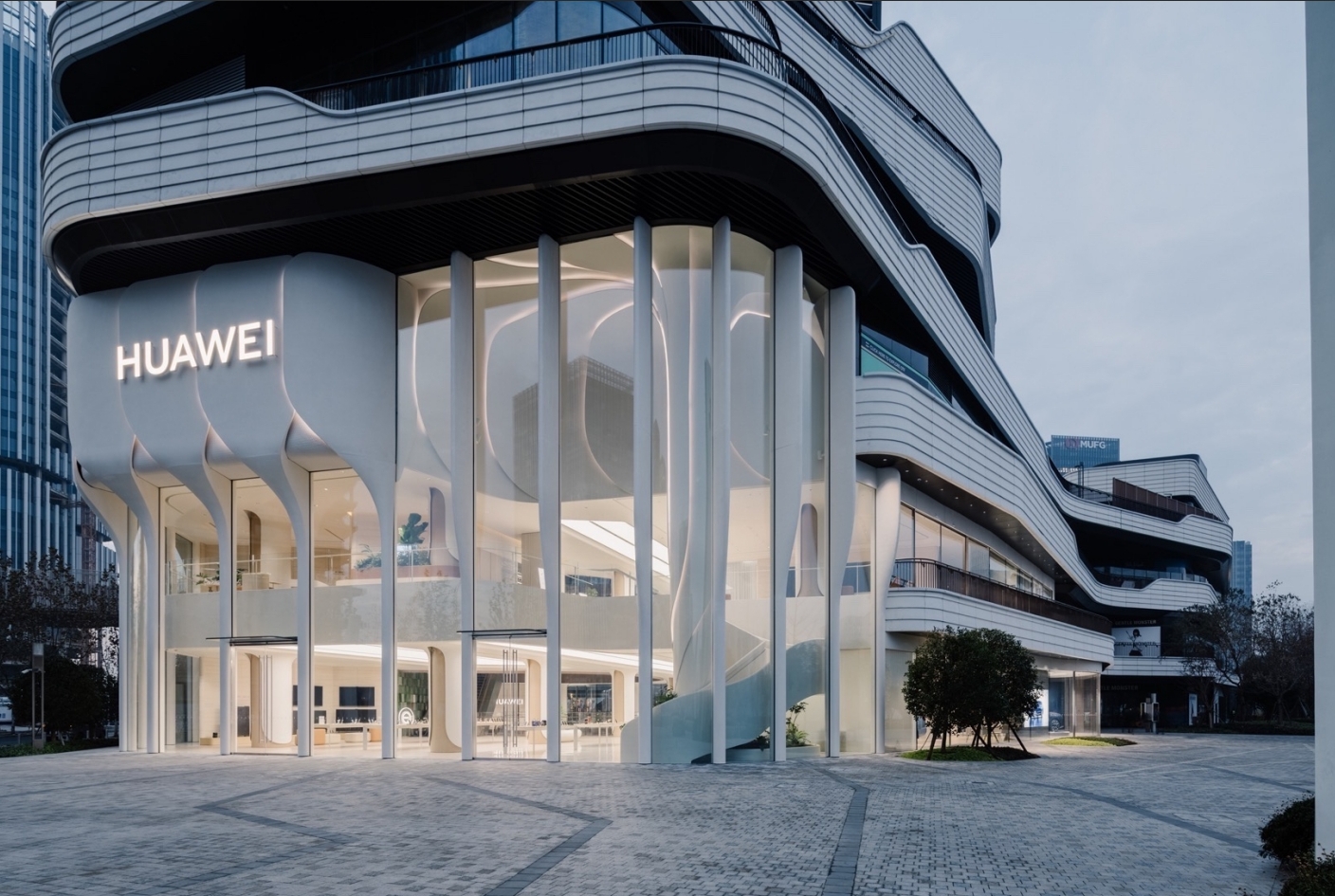 华为旗舰店，深圳空间设计，自然空间设计，快消品策划，深圳策划设计公司